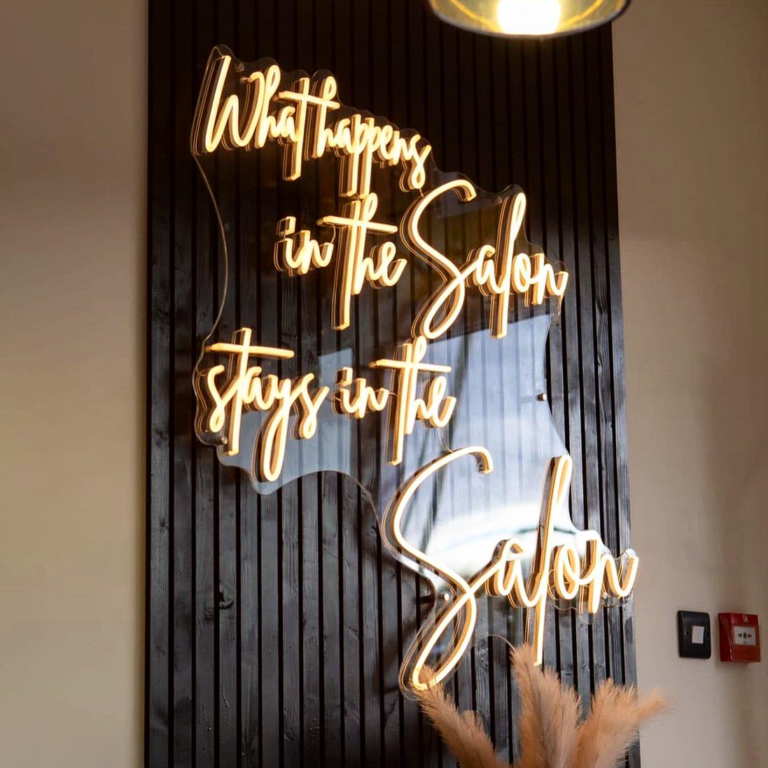 "What happens in the salon" Neon Sign